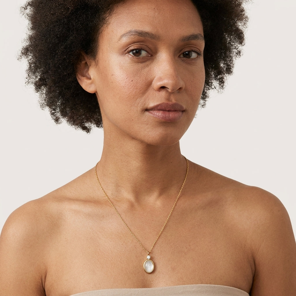 Eternal Halo Necklace | Minimal Crystal Pendant Necklace for Women