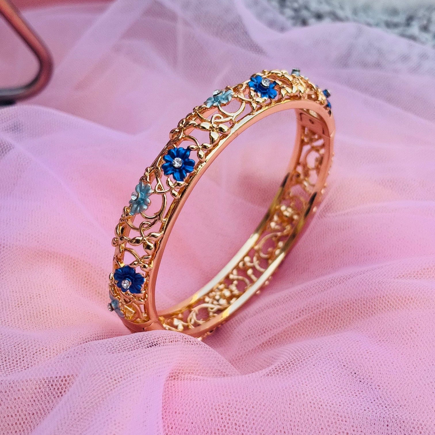 Varnamayira Azure Bloom Cutwork Bracelet