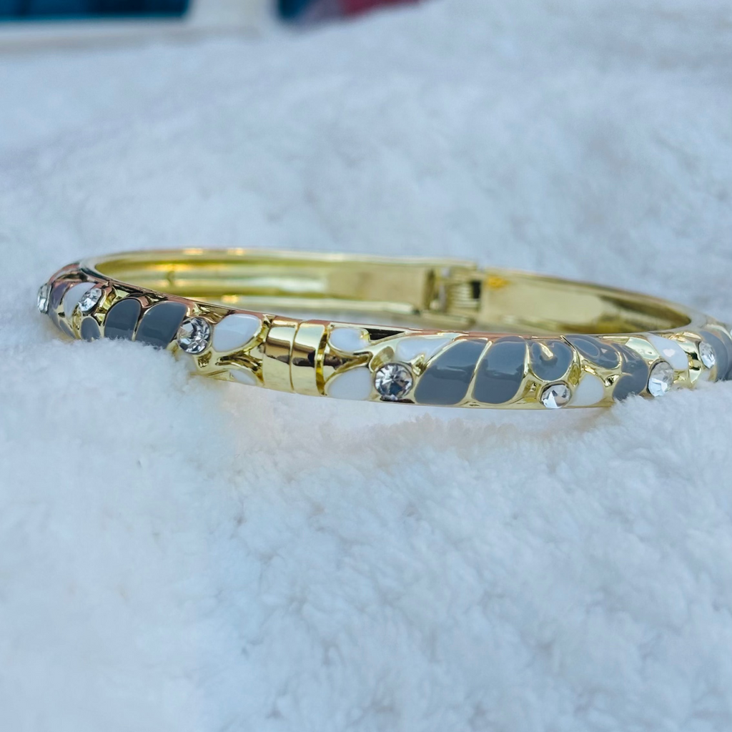 VA Candy Enamel Bracelet