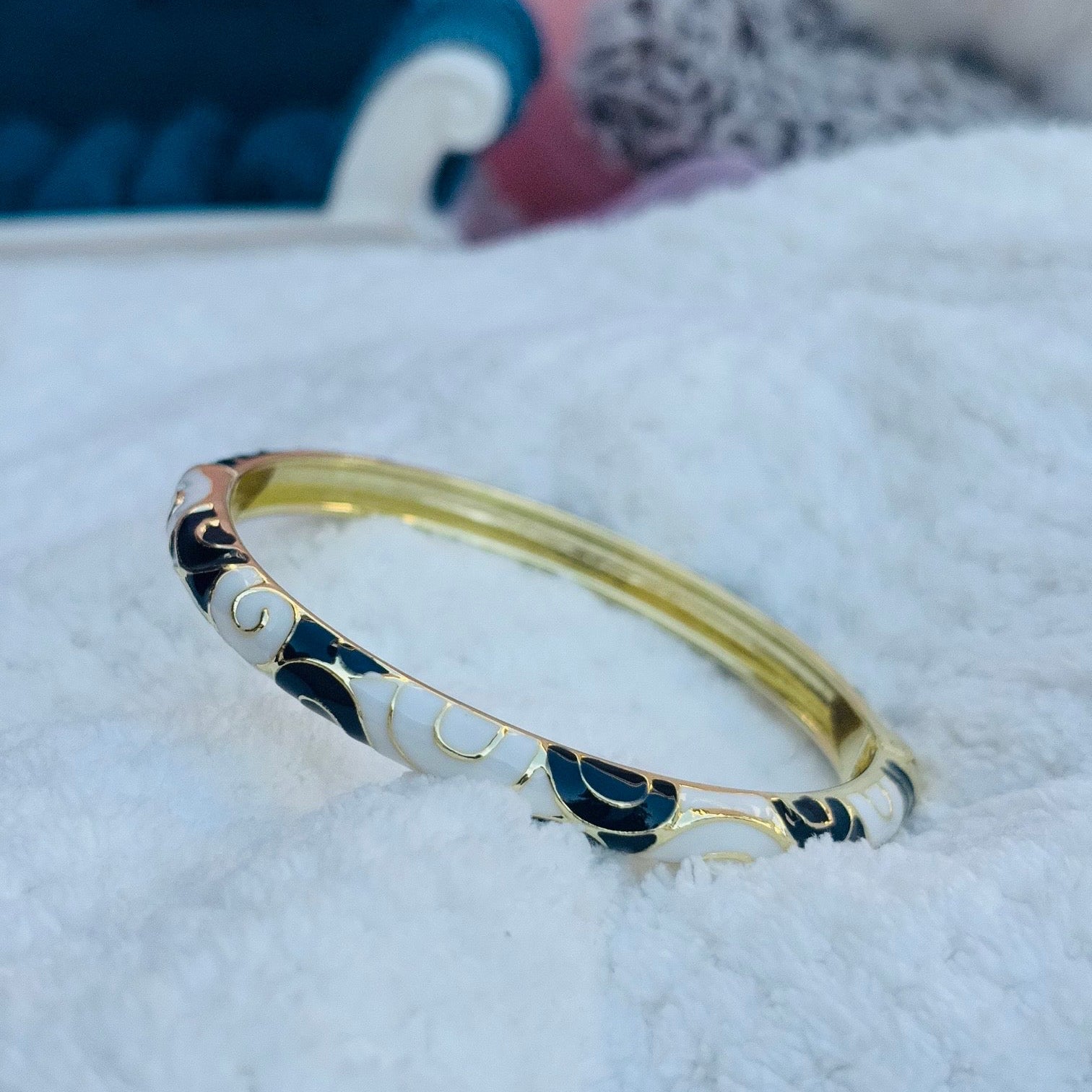 VA Candy Enamel Bracelet