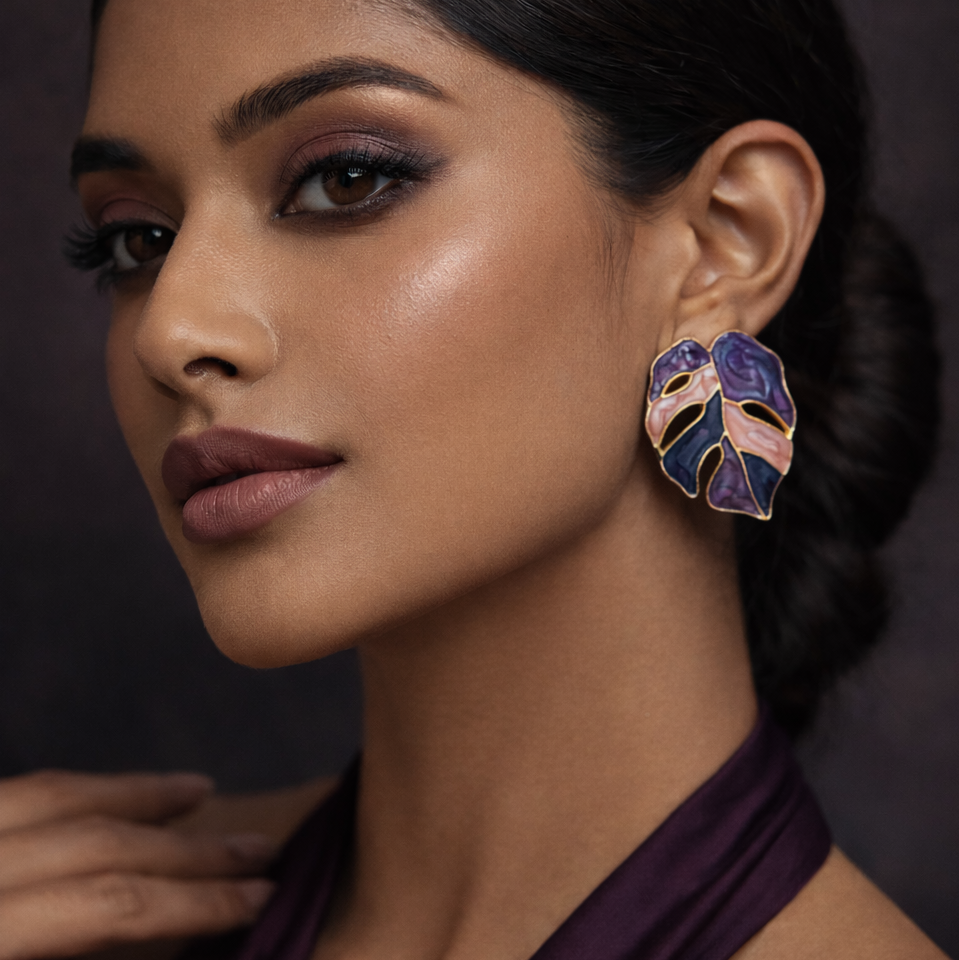 Vana Aura Earrings