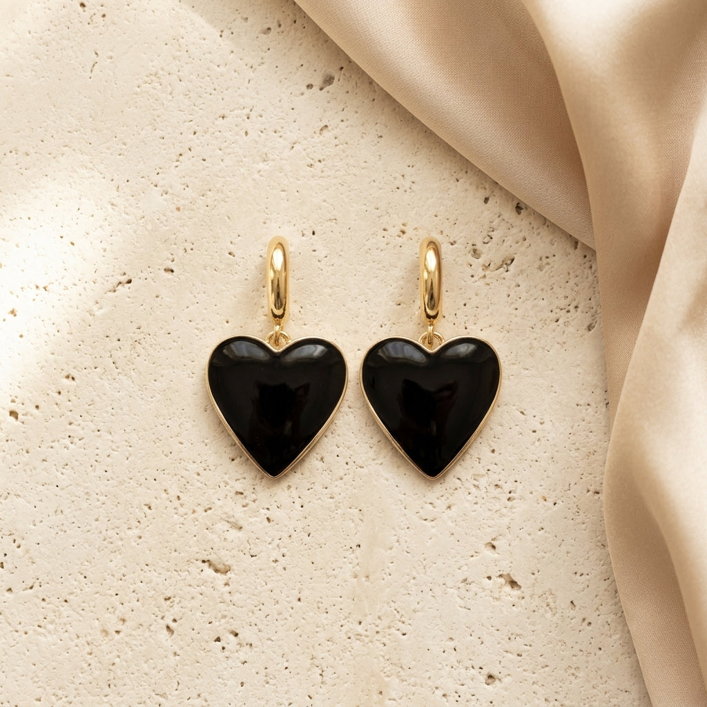 Noir Love Hoops