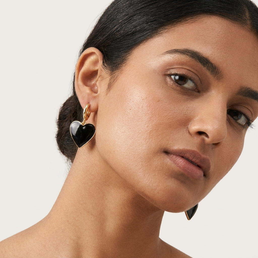 Noir Love Hoops