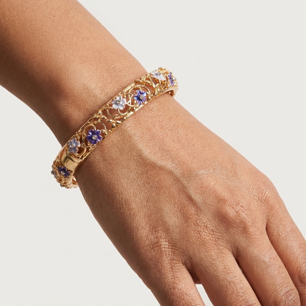 Varnamayira Azure Bloom Cutwork Bracelet